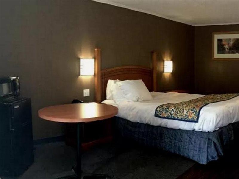 Americas Best Value Inn & Suites Jackson Extérieur photo