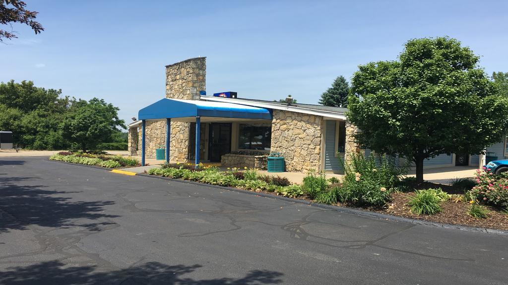 Americas Best Value Inn & Suites Jackson Extérieur photo